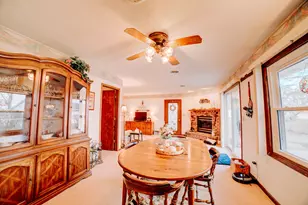 617 E Grant St, Watseka, IL 60970 - Photo 14