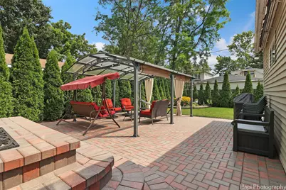 1569 Sherman Place, Des Plaines, IL 60016 - Photo 10