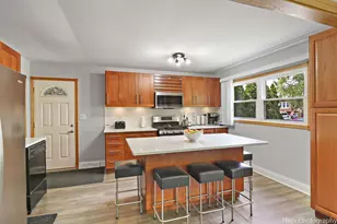 1569 Sherman Pl, Des Plaines, IL 60016 - Photo 12