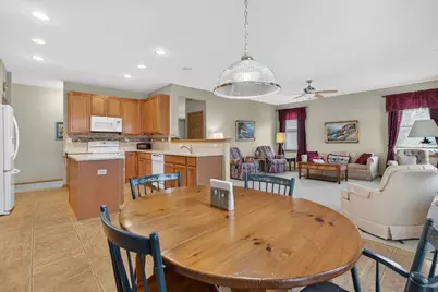 507 Homeview Drive, Oswego, IL 60543 - Photo 16