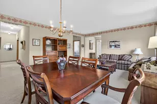 507 Homeview Dr, Oswego, IL 60543 - Photo 10