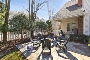 148 Jane Ct, Clarendon Hills, IL 60514 - Photo 56