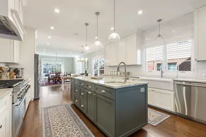 148 Jane Court, Clarendon Hills, IL 60514 - Photo 12