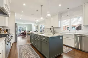 148 Jane Ct, Clarendon Hills, IL 60514 - Photo 12