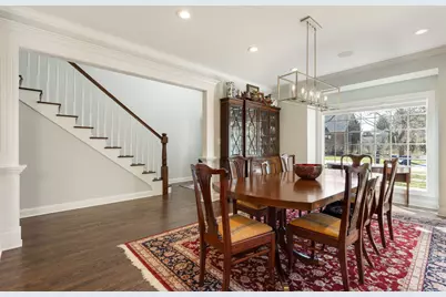 148 Jane Court, Clarendon Hills, IL 60514 - Photo 6