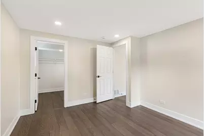 1910 Ashley Road, Hoffman Estates, IL 60169 - Photo 16