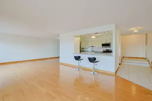 8815 W Golf Rd, Niles, IL 60714 - Photo 4