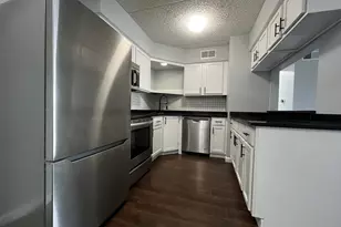 1620 Richmond Cir, Joliet, IL 60435 - Photo 4