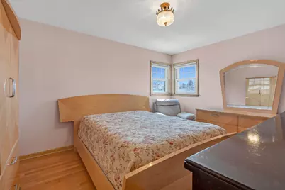 2054 Birch Street, Des Plaines, IL 60018 - Photo 14