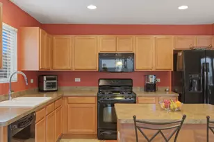 3905 Harmony Dr, Zion, IL 60099 - Photo 12