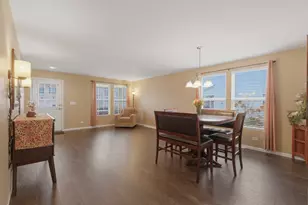 3905 Harmony Dr, Zion, IL 60099 - Photo 4