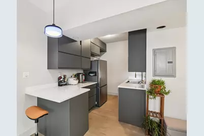 744 W California Terrace #1, Chicago, IL 60657 - Photo 6