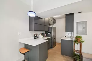 744 W California Terrace, Chicago, IL 60657 - Photo 6