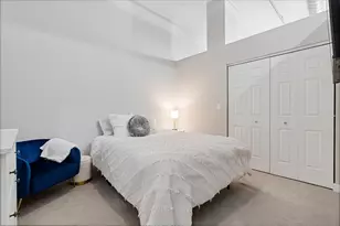 824 W Superior St, Chicago, IL 60642 - Photo 10