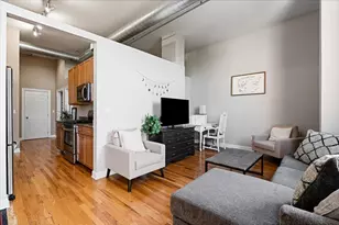 824 W Superior St, Chicago, IL 60642 - Photo 6