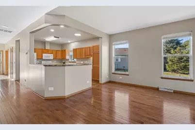 3840 Fox Hunt Way, Grayslake, IL 60030 - Photo 6