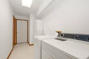 816 Eagle Creek Rd, Elwood, IL 60421 - Photo 8