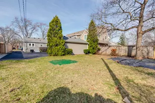 555 Longfellow Ave, Deerfield, IL 60015 - Photo 20
