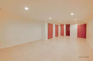 555 Longfellow Ave, Deerfield, IL 60015 - Photo 18