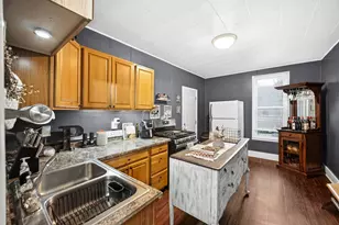 317 W 2nd St, Momence, IL 60954 - Photo 8