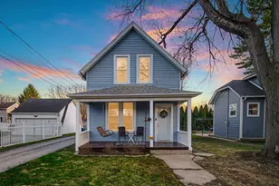 317 W 2nd St, Momence, IL 60954 - Photo 1