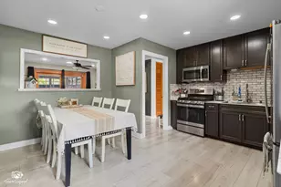 945 Morton St, Hoffman Estates, IL 60169 - Photo 2