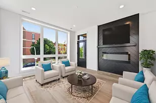 3902 S Lake Park Ave, Chicago, IL 60653 - Photo 4