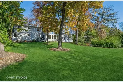 1110 Muir Avenue, Lake Bluff, IL 60044 - Photo 2