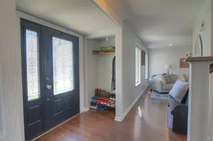 460 Danbury Dr, Carol Stream, IL 60188 - Photo 2