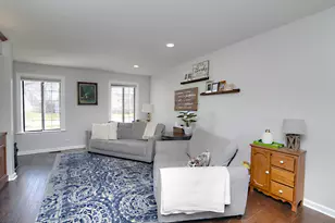 460 Danbury Dr, Carol Stream, IL 60188 - Photo 14