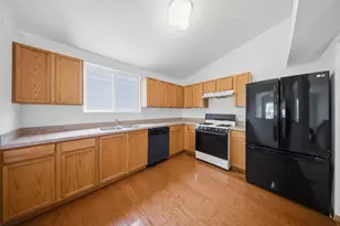 1637 Linden Park Ln, Aurora, IL 60504 - Photo 10