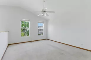1637 Linden Park Ln, Aurora, IL 60504 - Photo 6