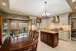 9716 S Kingsbury Ct, Palos Hills, IL 60465 - Photo 10