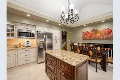 9716 S Kingsbury Court, Palos Hills, IL 60465 - Photo 12