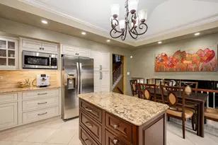 9716 S Kingsbury Ct, Palos Hills, IL 60465 - Photo 12