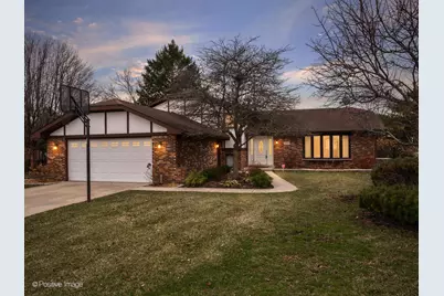 9716 S Kingsbury Court, Palos Hills, IL 60465 - Photo 2