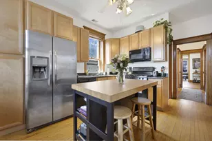 3135 N Clifton Ave, Chicago, IL 60657 - Photo 6