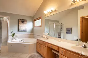 571 N Veterans Pkwy, Addison, IL 60101 - Photo 24