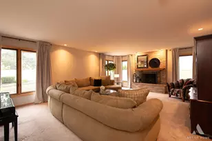 571 N Veterans Pkwy, Addison, IL 60101 - Photo 20