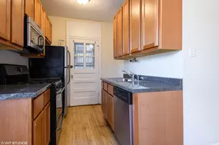 3808 W Irving Park Rd, Chicago, IL 60618 - Photo 2