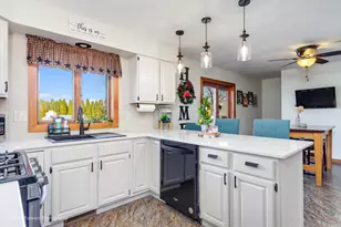 0N953 Probst Ct, Maple Park, IL 60151 - Photo 10