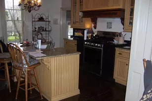 1301 S Batavia Ave, Geneva, IL 60134 - Photo 6