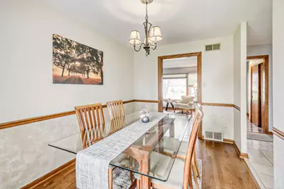 1605 W Fremont Street, Arlington Heights, IL 60005 - Photo 8