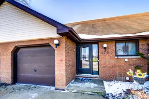 479 Fairview Dr, Manhattan, IL 60442 - Photo 2