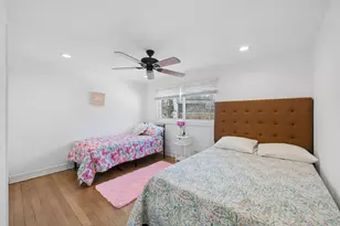 3134 Maple Leaf Dr, Glenview, IL 60026 - Photo 10