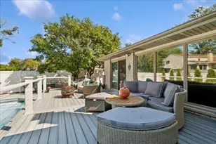 3134 Maple Leaf Dr, Glenview, IL 60026 - Photo 22