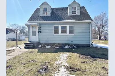 751 21st Street, East Moline, IL 61244 - Photo 1