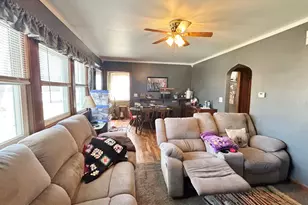 751 21st St, East Moline, IL 61244 - Photo 4