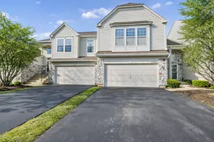 24924 Franklin Ln, Plainfield, IL 60585 - Photo 2