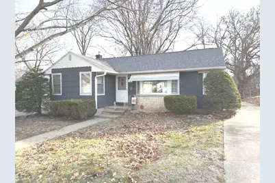 712 S Ottawa Avenue, Dixon, IL 61021 - Photo 1